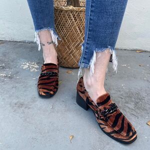 Urban Outfitters Tiger Heeled Loafers